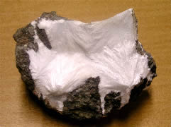 Zeolitmineralet Mesolit